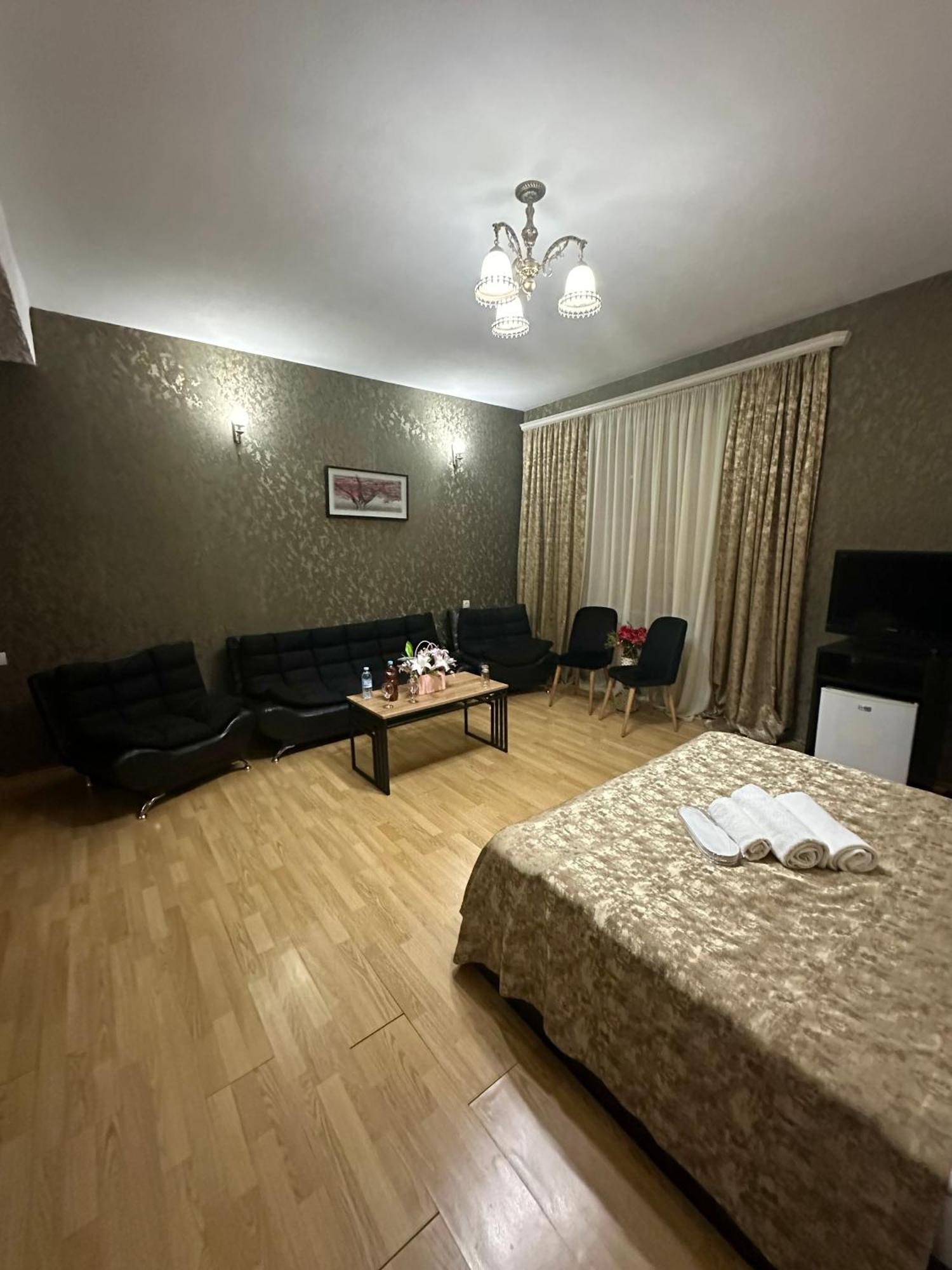 Qeroli Old Town Otel Tiflis Dış mekan fotoğraf