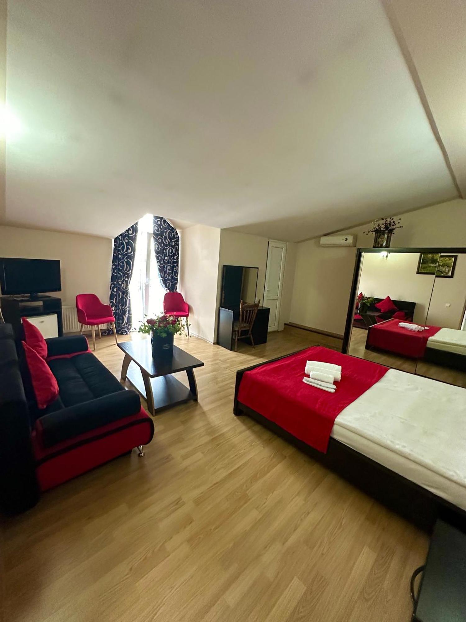Qeroli Old Town Otel Tiflis Dış mekan fotoğraf